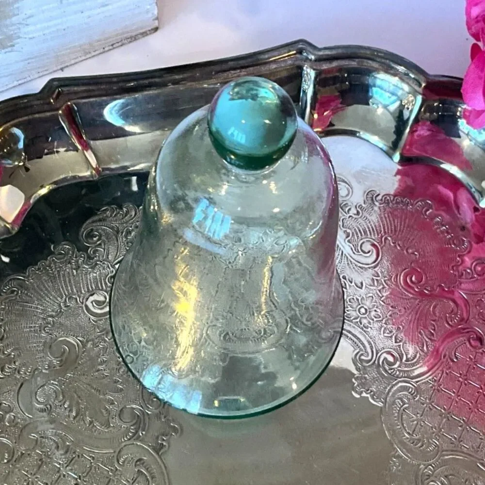Adorable vintage bell jar; cloche small size so sweet